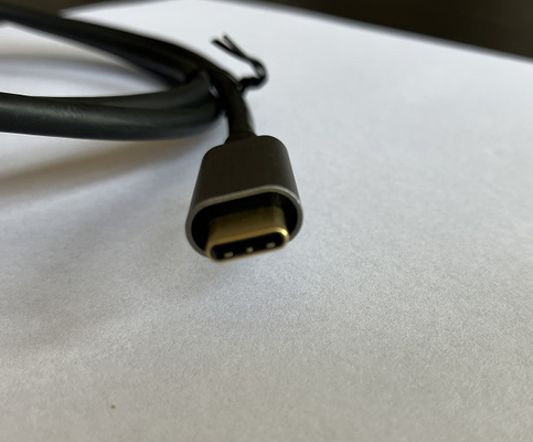 tipo flexible de la hebilla de la cubierta del arnés de cable USB 4 240w Hdmi del 1.8m HDMI